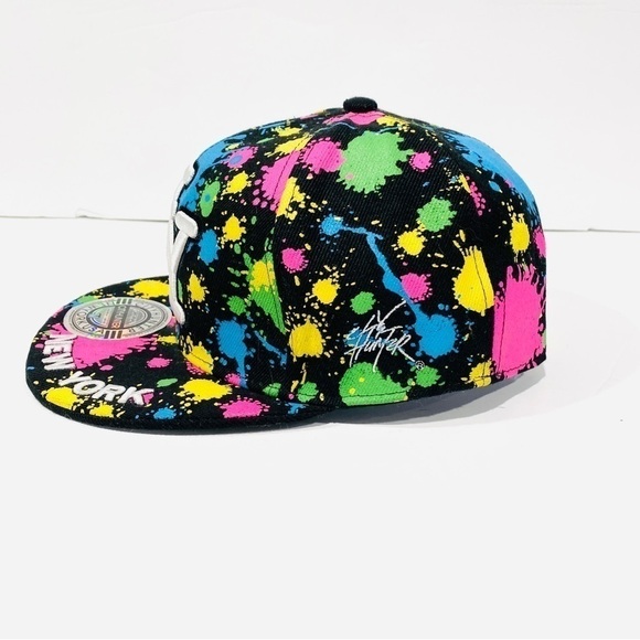 NWT City Hunters NY Black Splatter Paint Baseball Hat - Picture 2 of 5